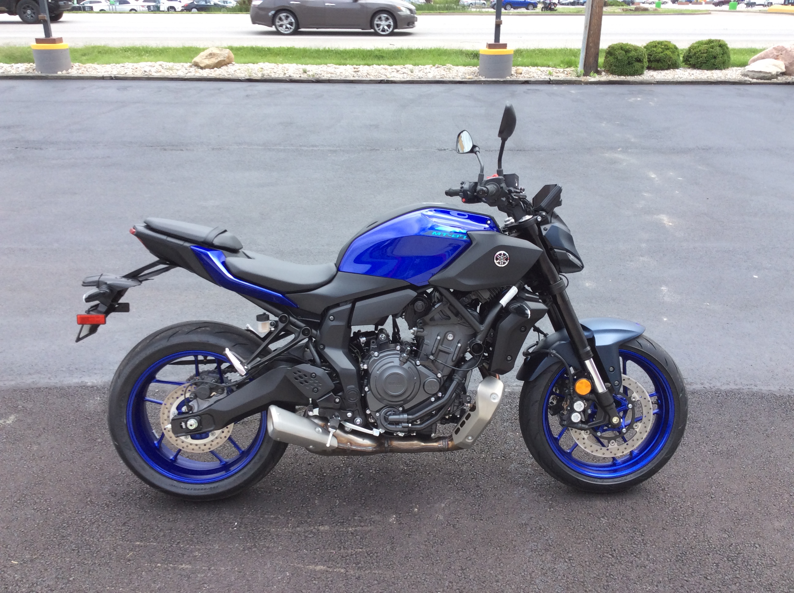 2025 Yamaha MT-07 - Photo 2